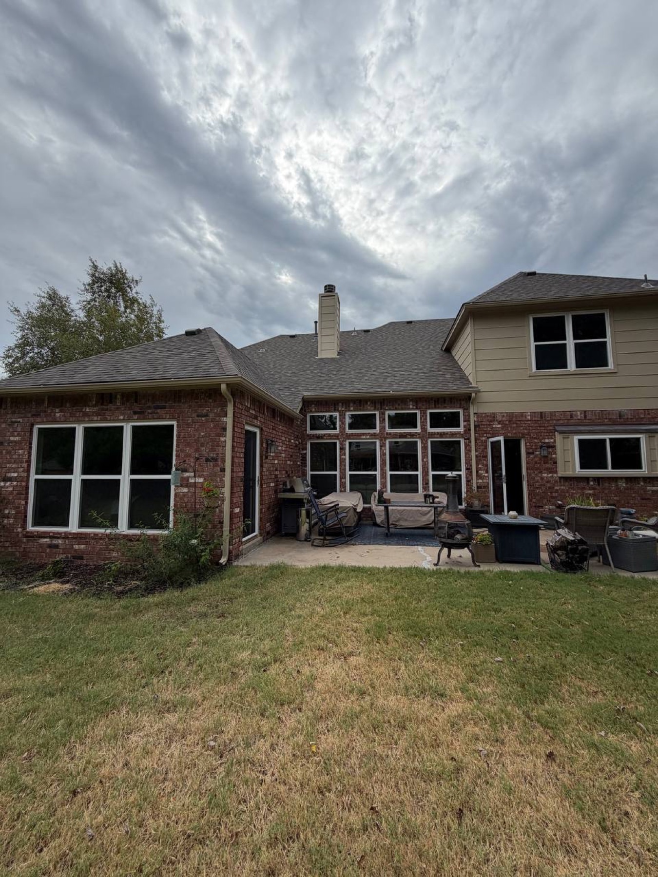 Owasso exterior detail